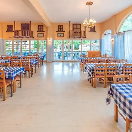 Sintrivanis Beach Apartament