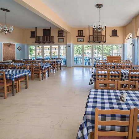 Sintrivanis Beach Apartament